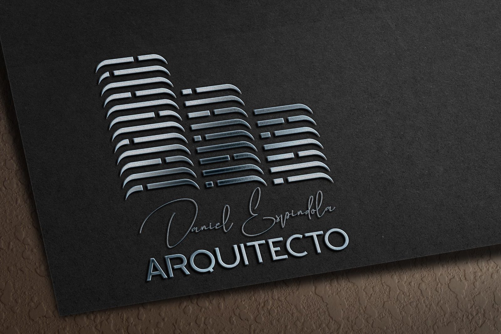mockup-logo-arquitecto-daniel-espindola-002